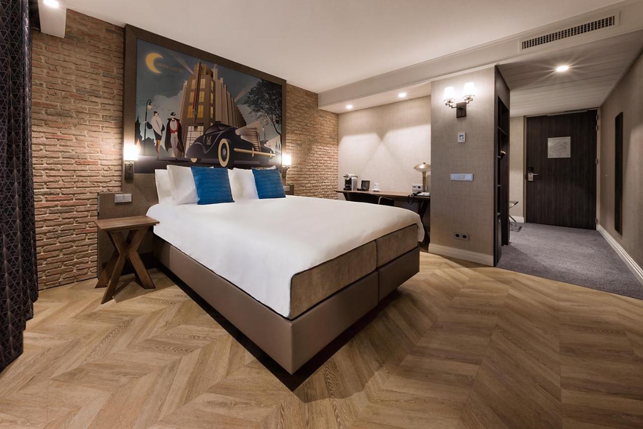 Superior King Room,759366206:JPEG