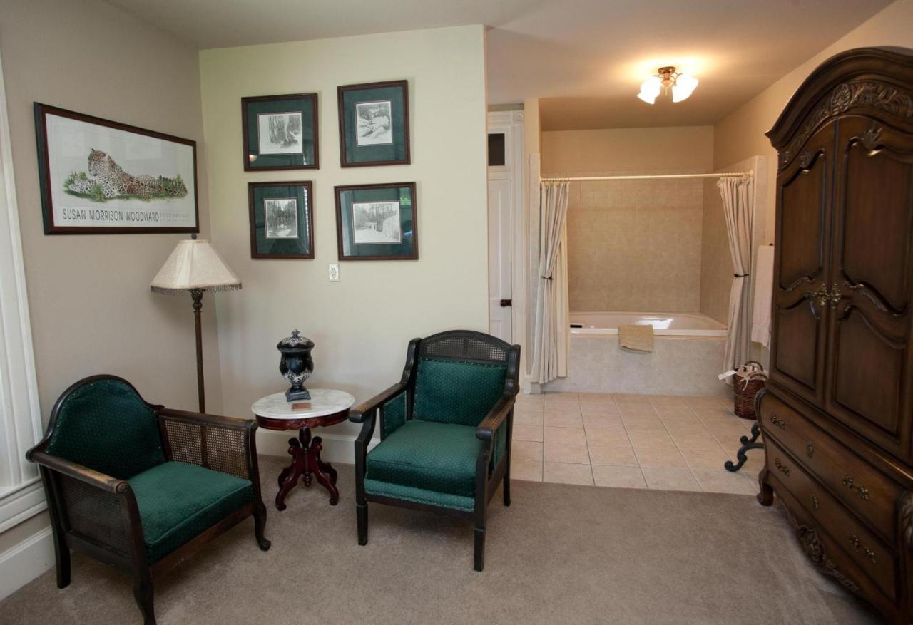 100 Grand King Suite,759424703:JPEG