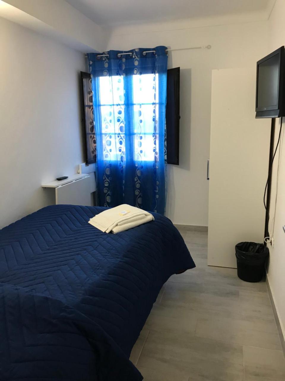 Single Room Balcony,759515402:JPEG