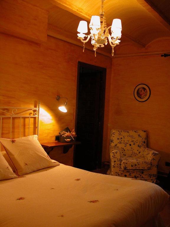 Double Room,977556538:JPEG