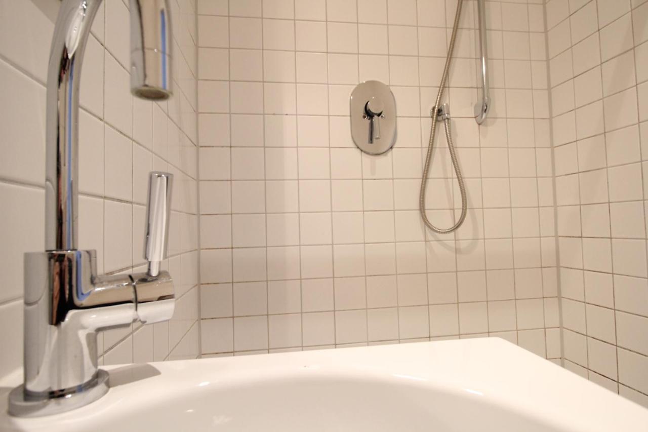 Double Room,760175216:JPEG