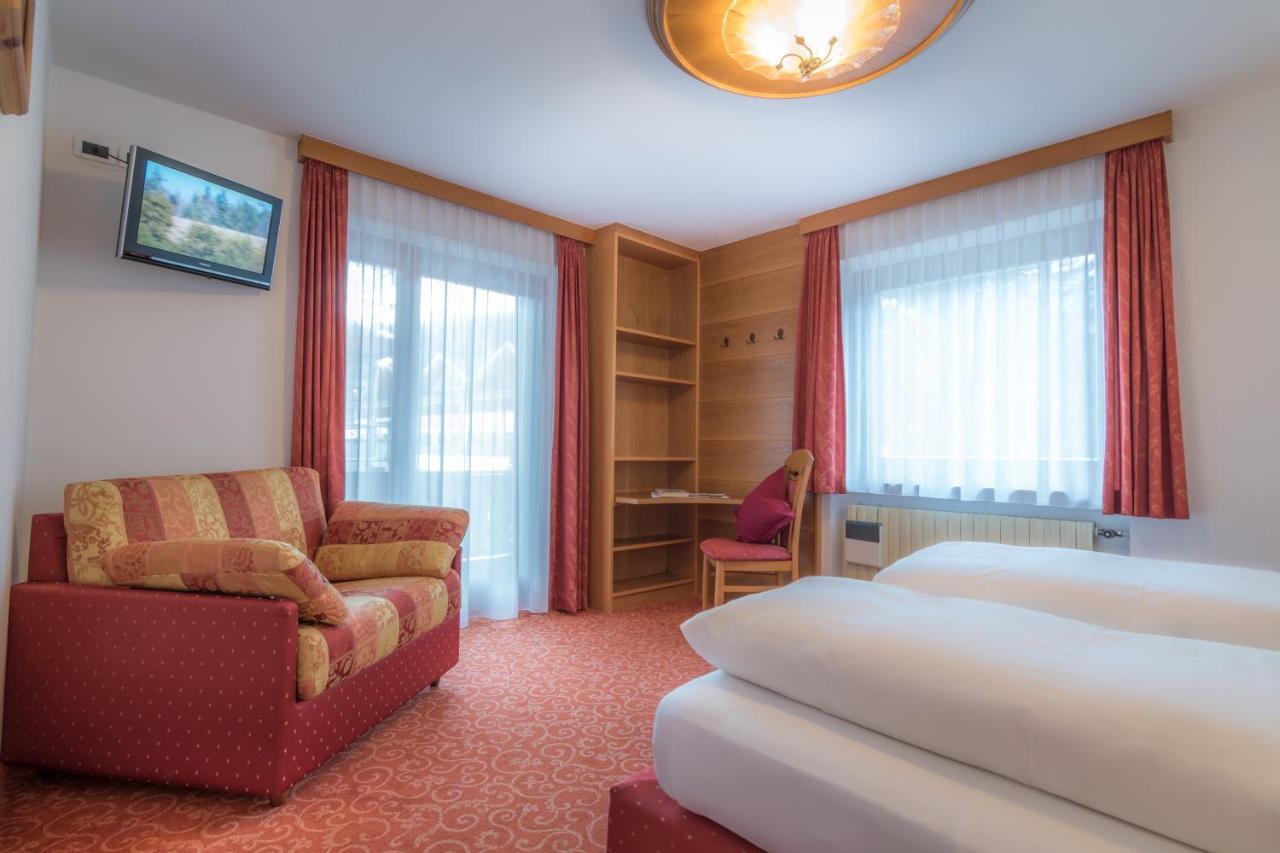 Double or Twin Room Mountain View