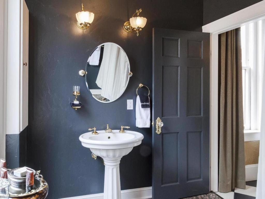 Superior King Suite Balcony