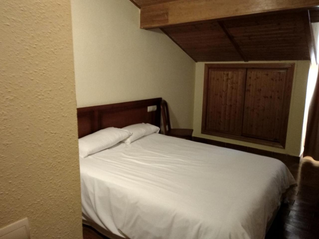 Double Room,761400178:JPEG