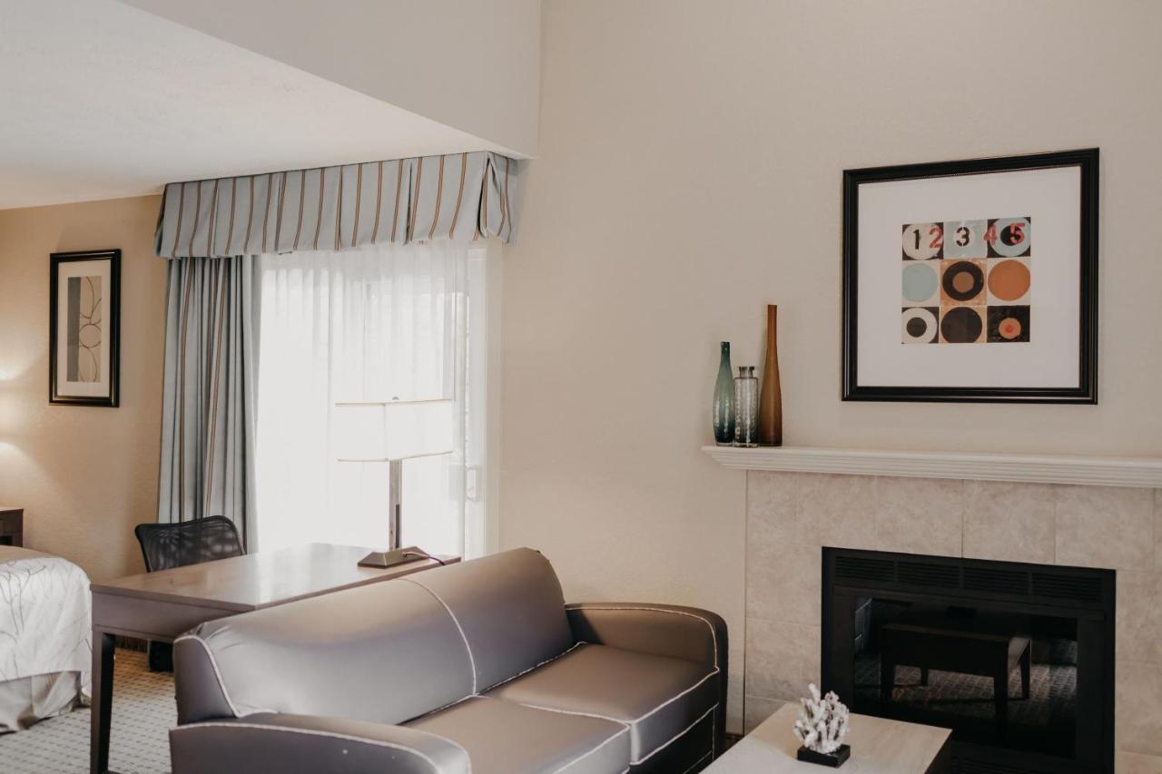 King Loft Suite Non-Smoking
