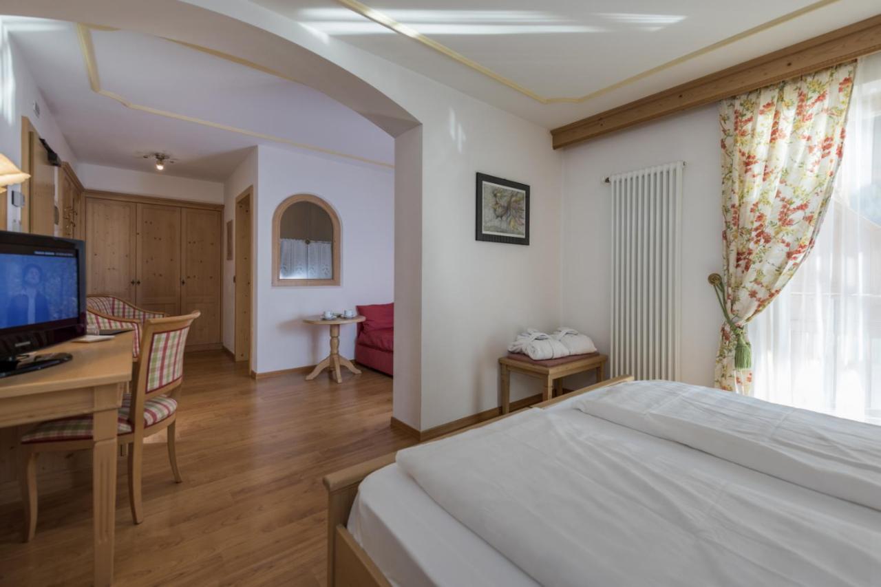 Junior Room