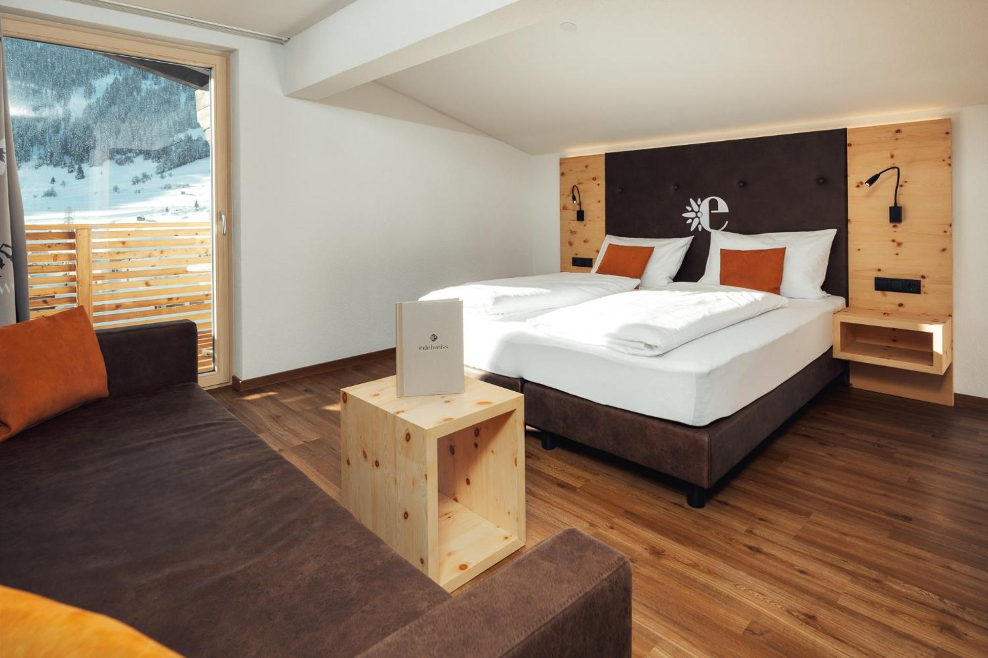 Deluxe Double Room Balcony