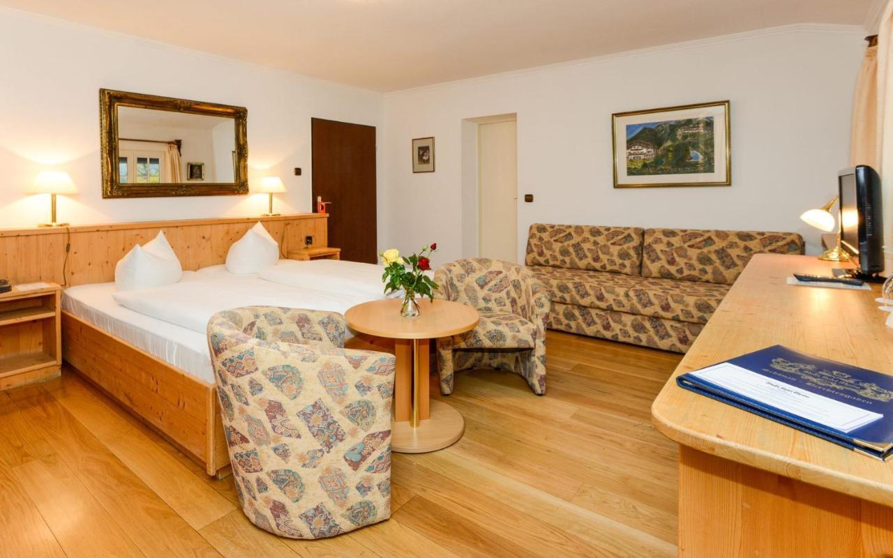 Double Room Balcony Mountain View