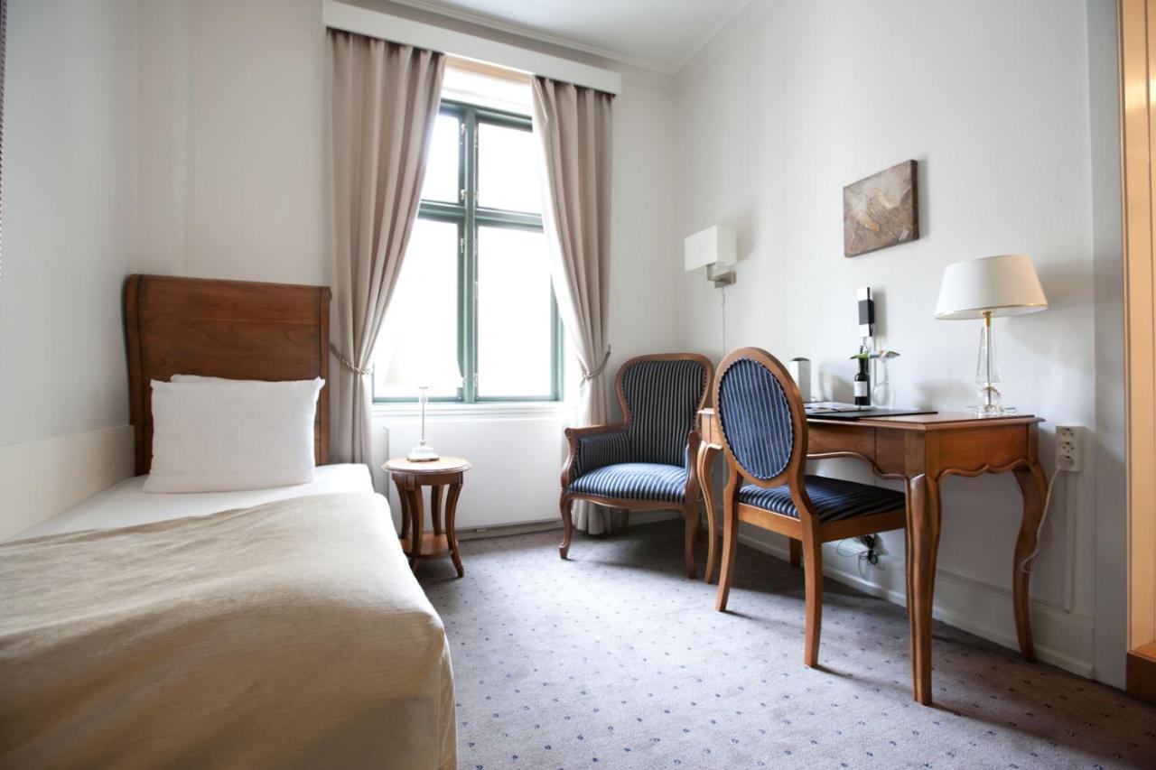 Standard Single Room,762190171:JPEG