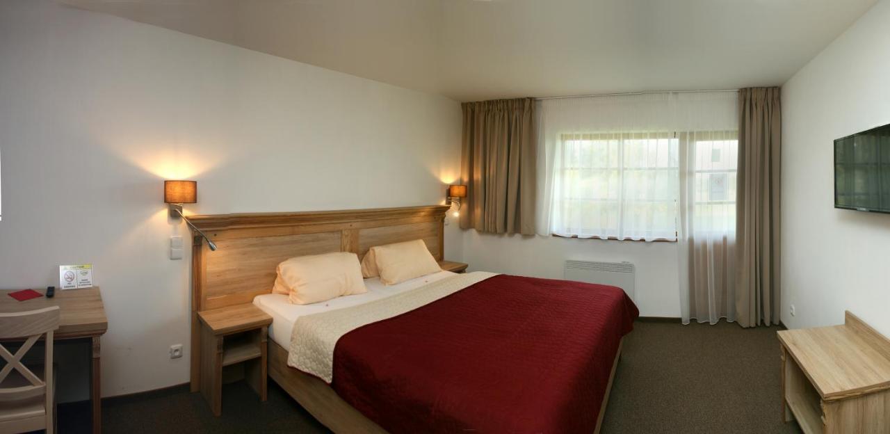 Superior Double or Twin Room,769228708:JPEG