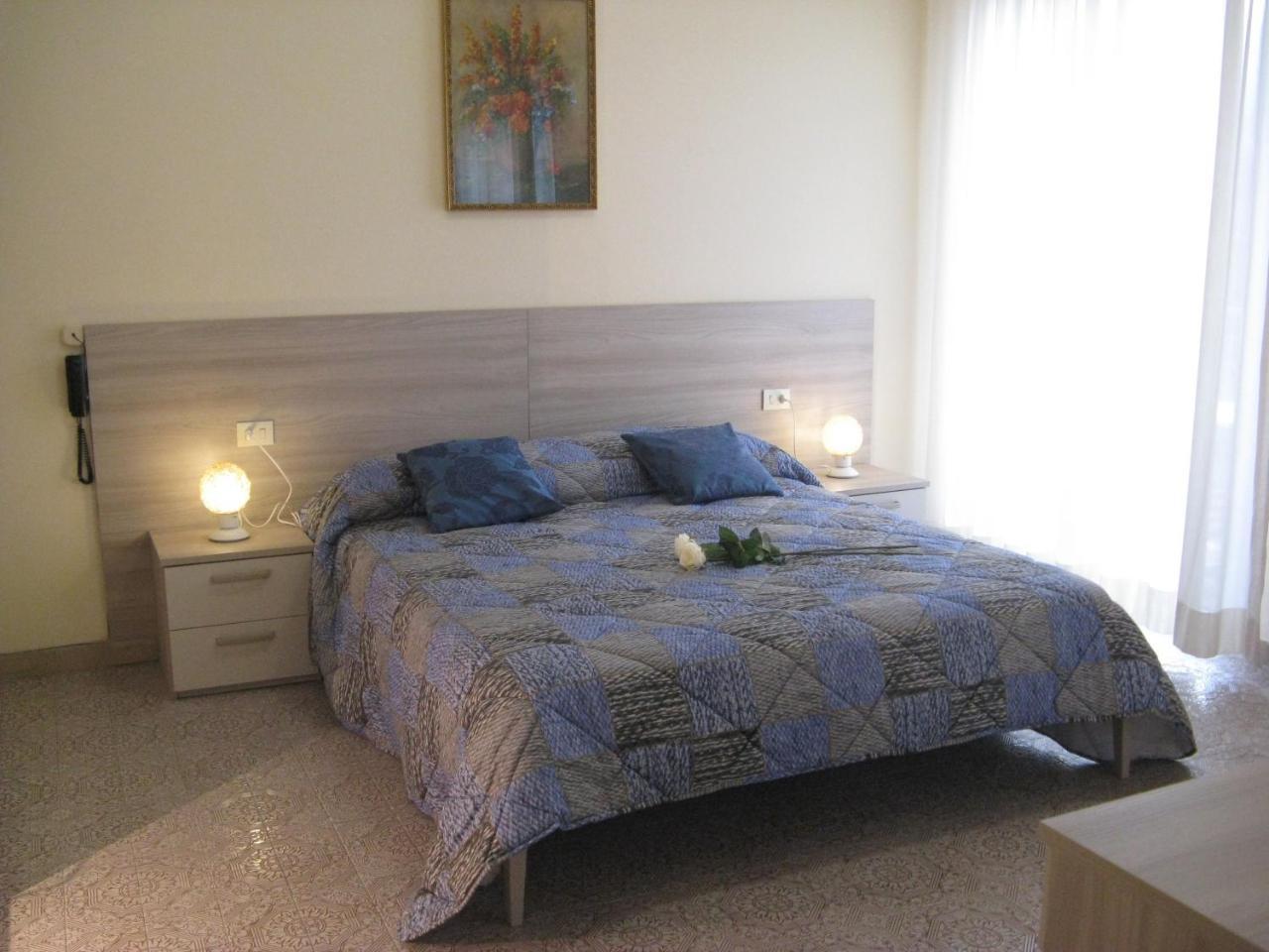 Superior Quadruple Room,762395086:JPEG