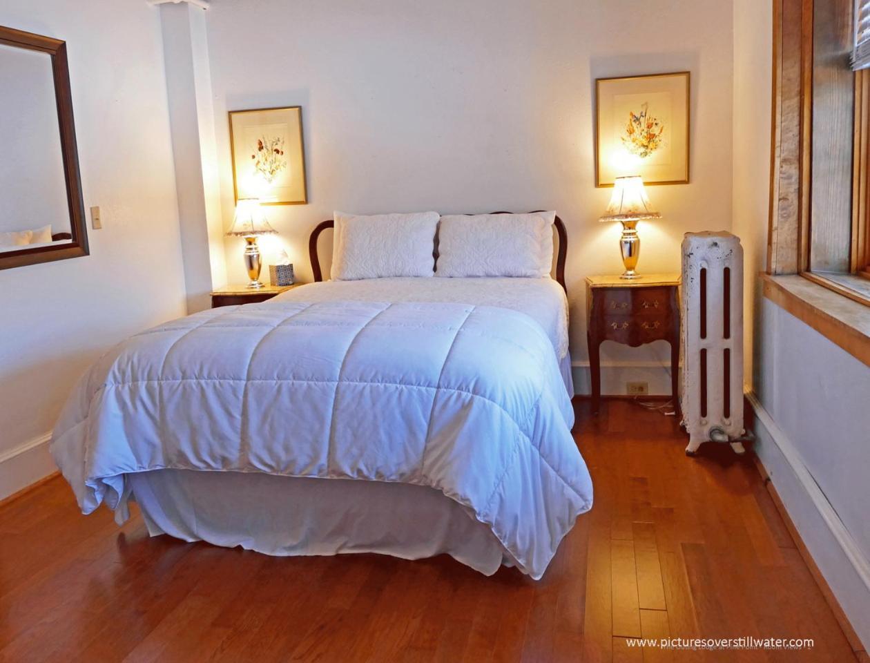 Budget Queen Room
