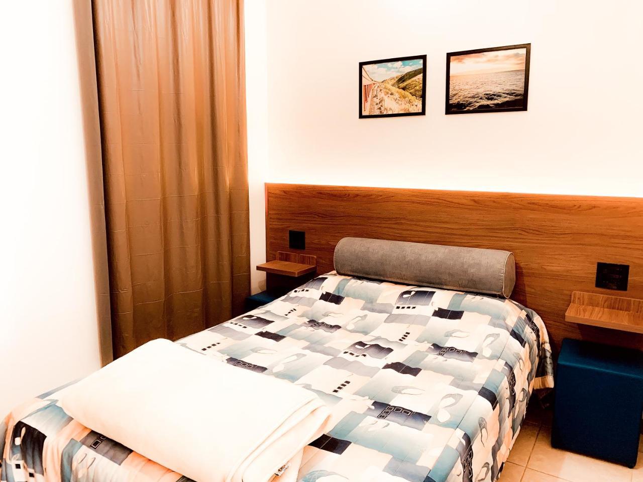 Standard Room Double Bed,649165701:JPEG