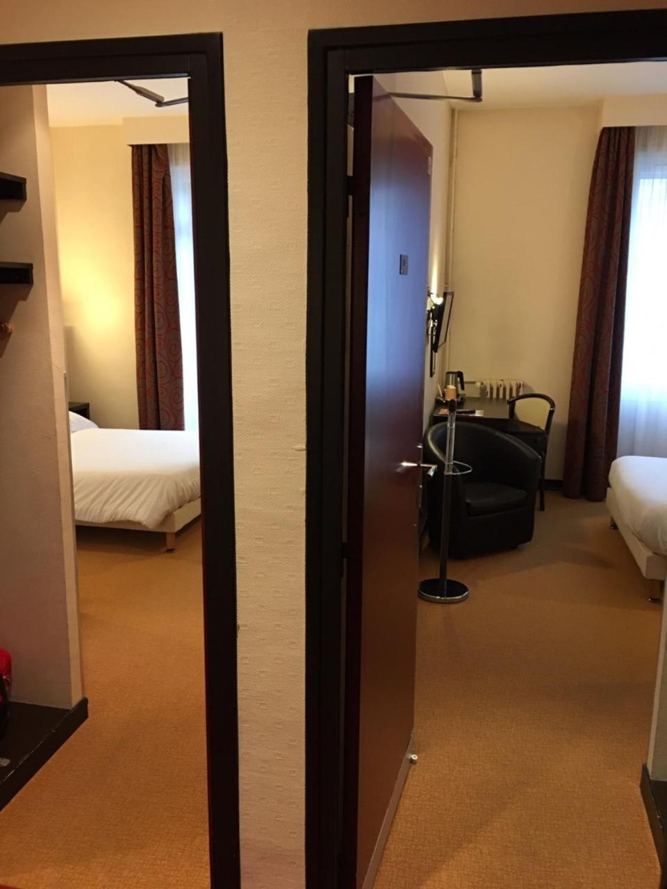 2 Adjacent Room,762688735:JPEG