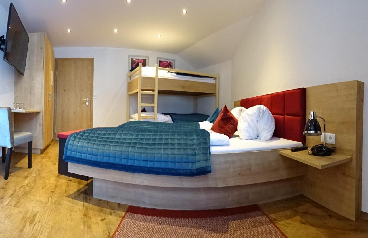 Quadruple Room Balcony,763176238:JPEG