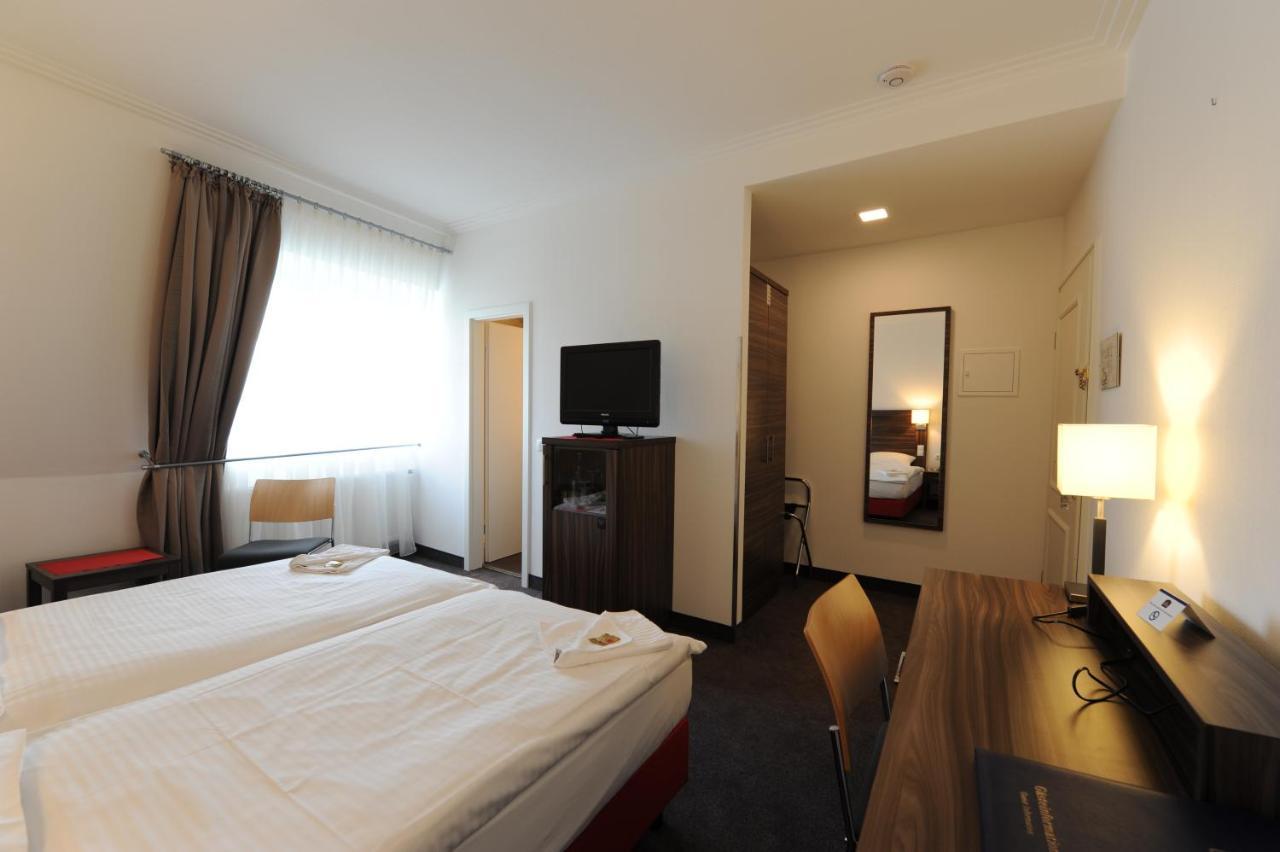 Comfort King Room