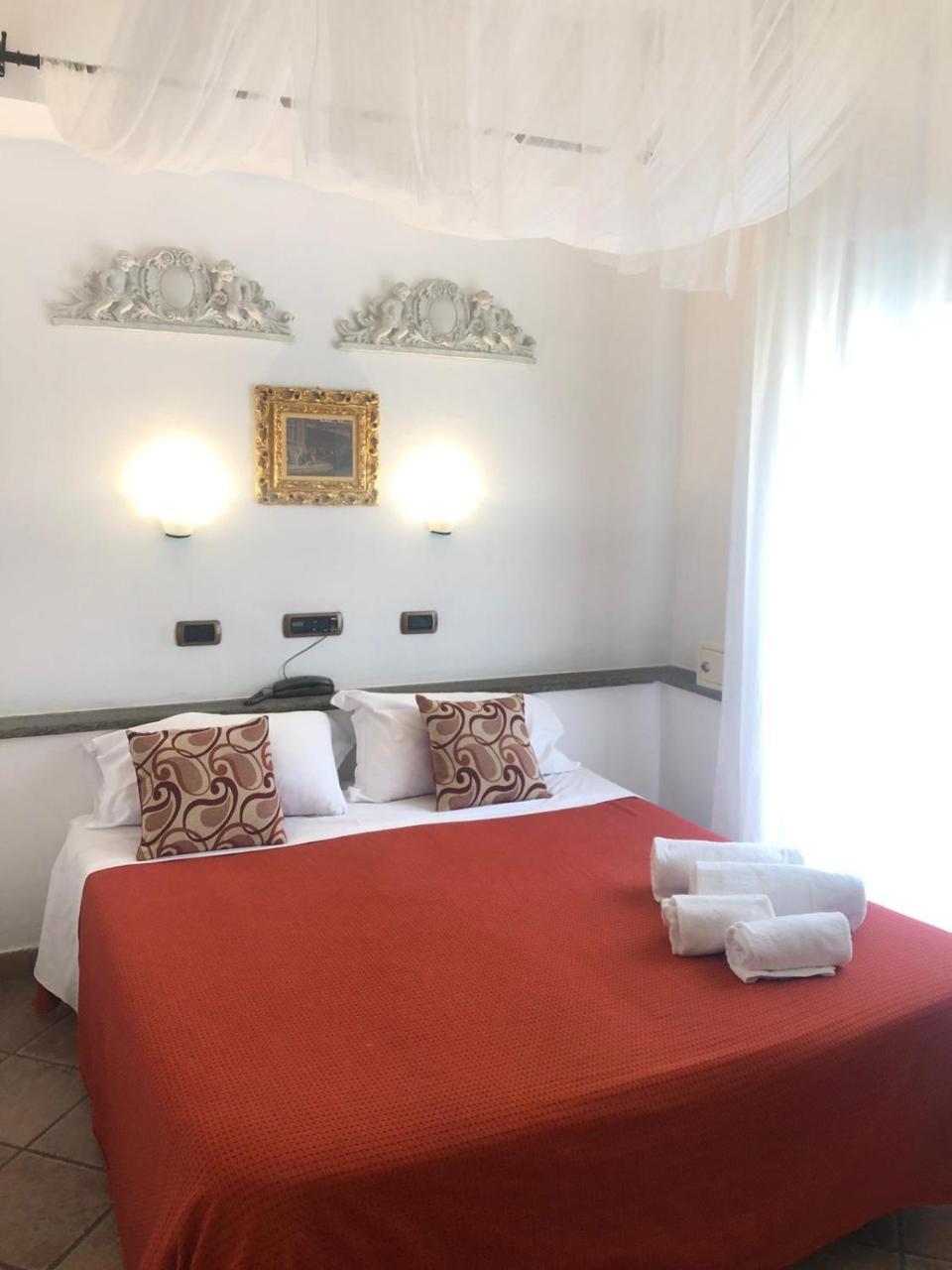 Double Room,766479196:JPEG