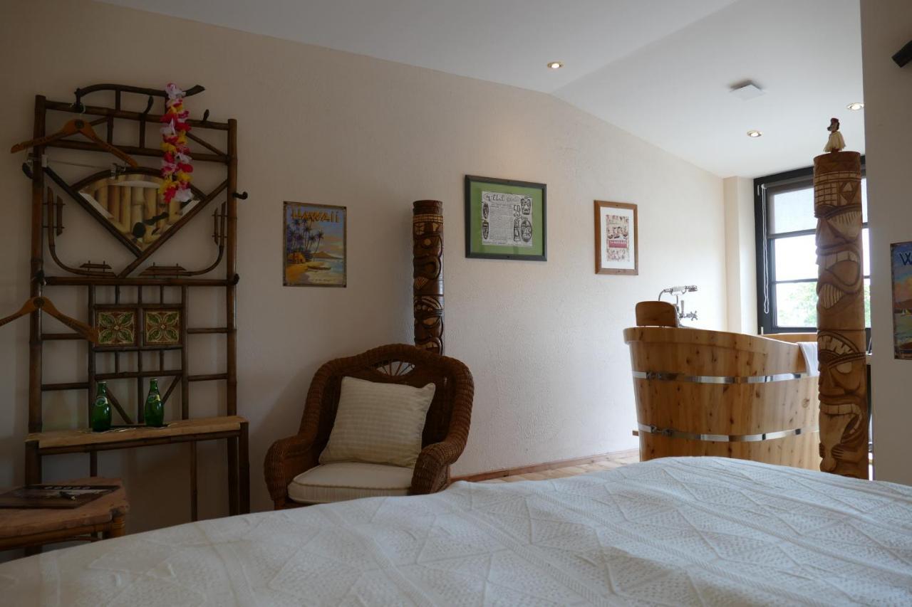 Deluxe Double Room Bath