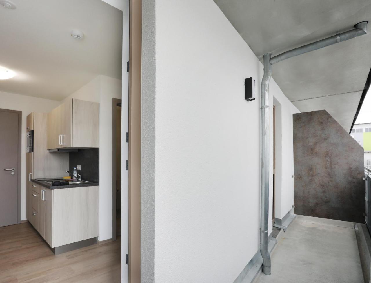 Studio Apartment,765949969:JPEG