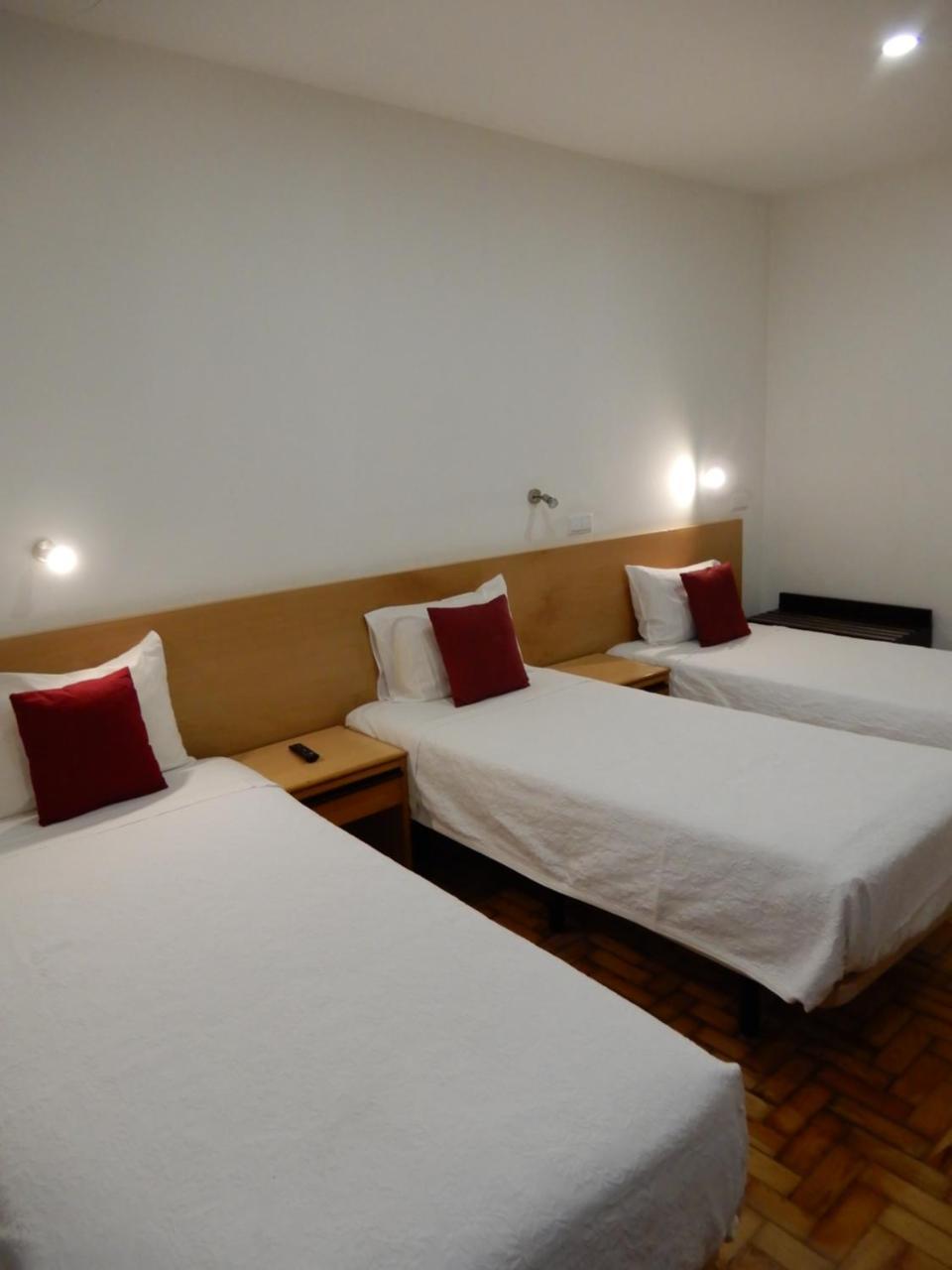 Triple Room Private Bathroom,766135144:JPEG