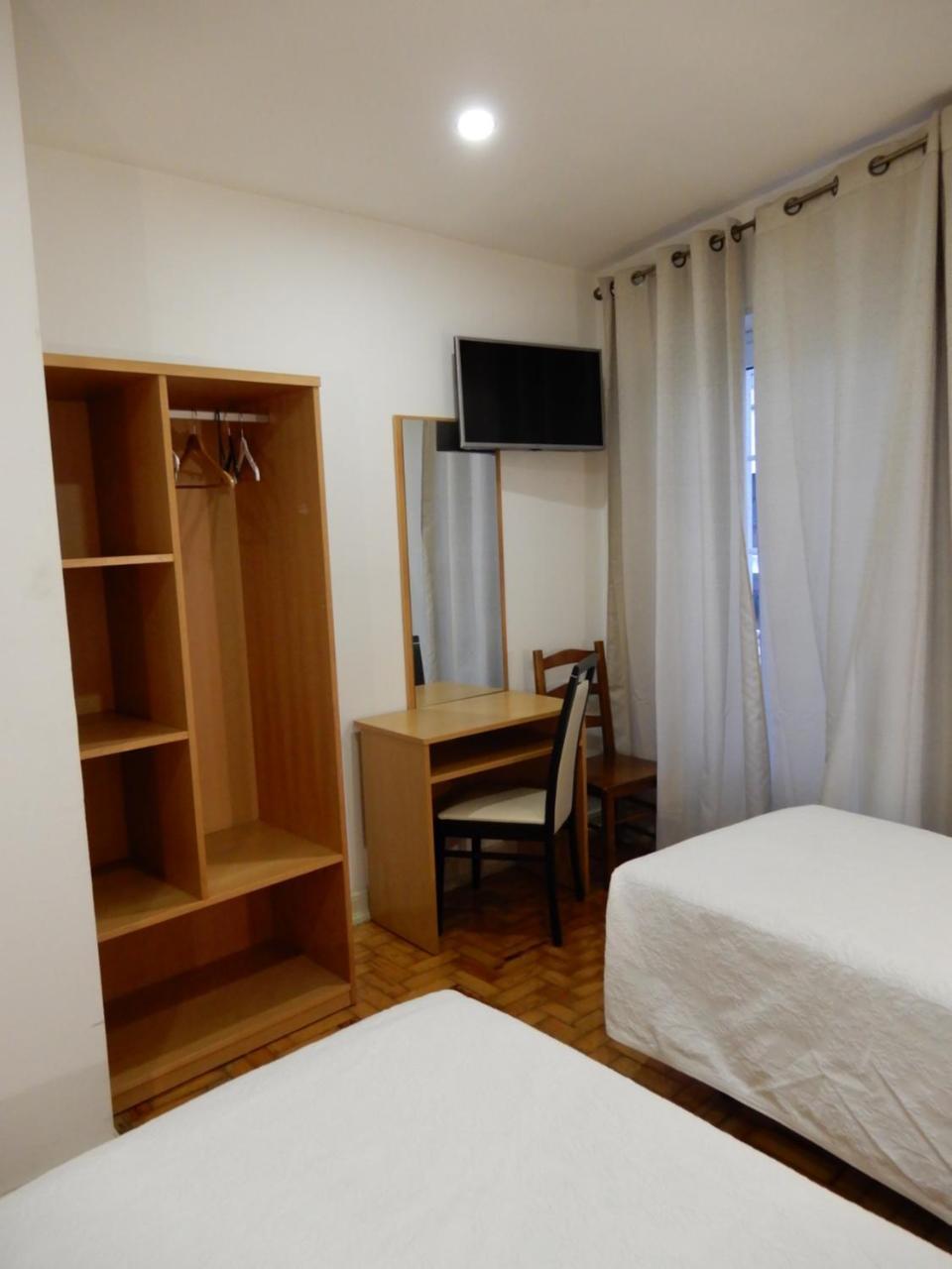 Triple Room Private Bathroom