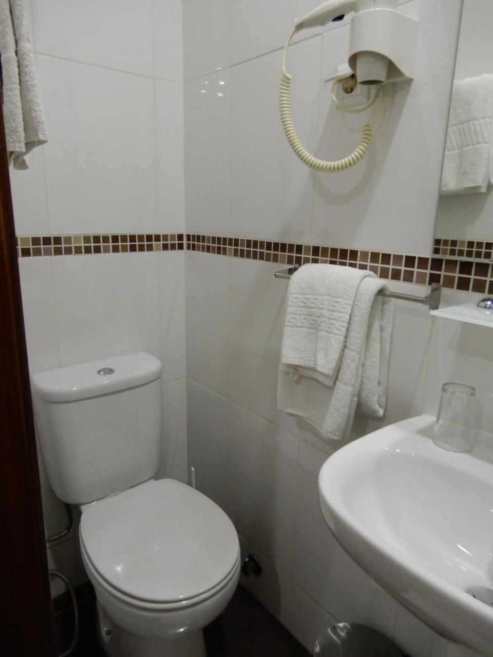 Triple Room Private Bathroom