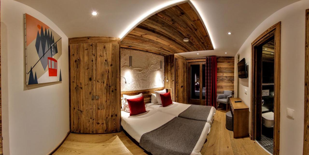 Double Room,828664973:JPEG