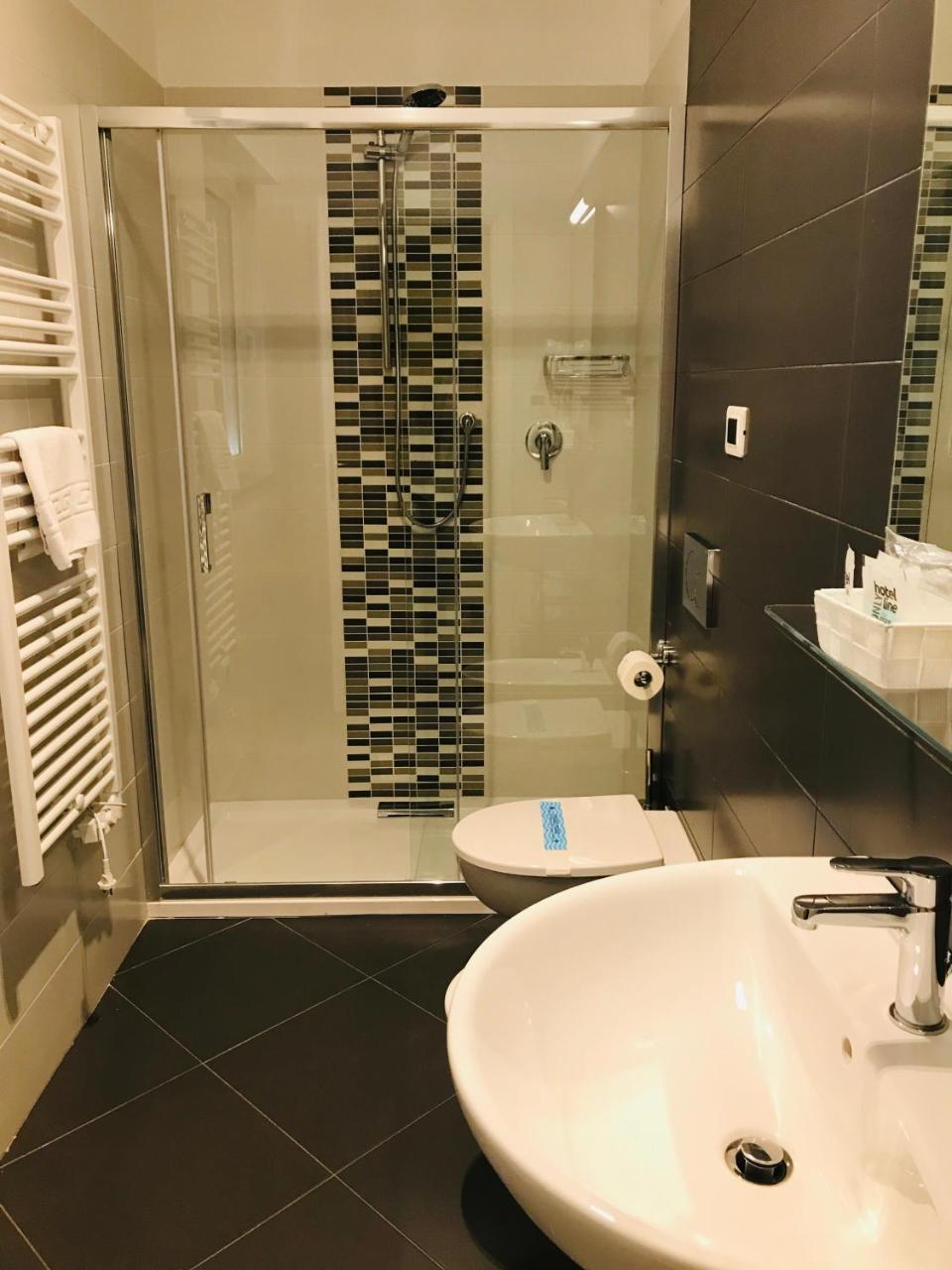 Triple Room,1643764744:JPEG