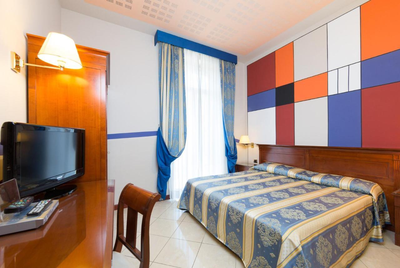 Superior Double or Twin Room,434394351:JPEG