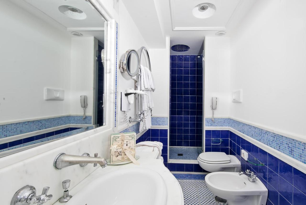Deluxe Double or Twin Room Hot Tub