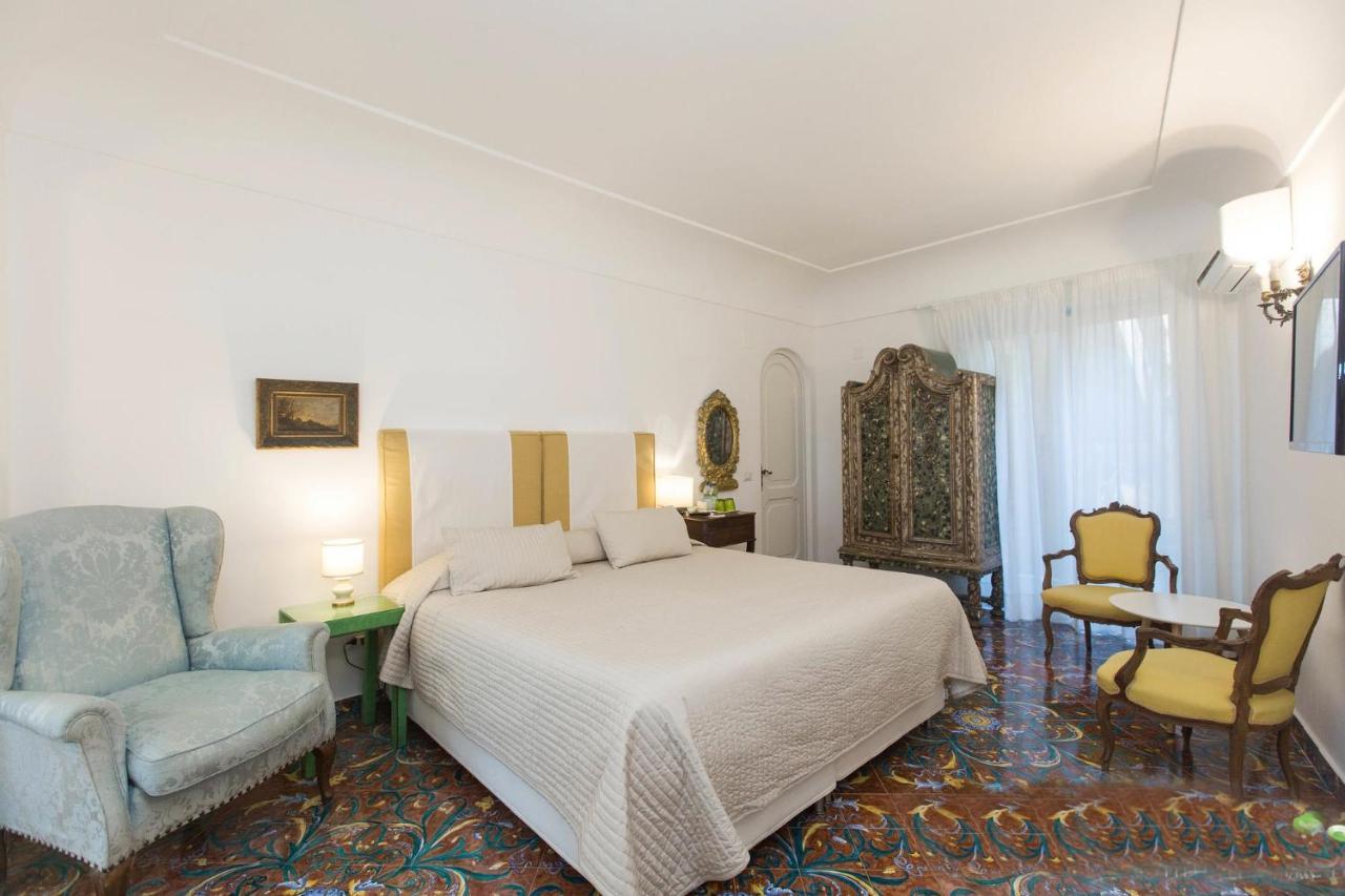 Design One-Bedroom Suite PA1