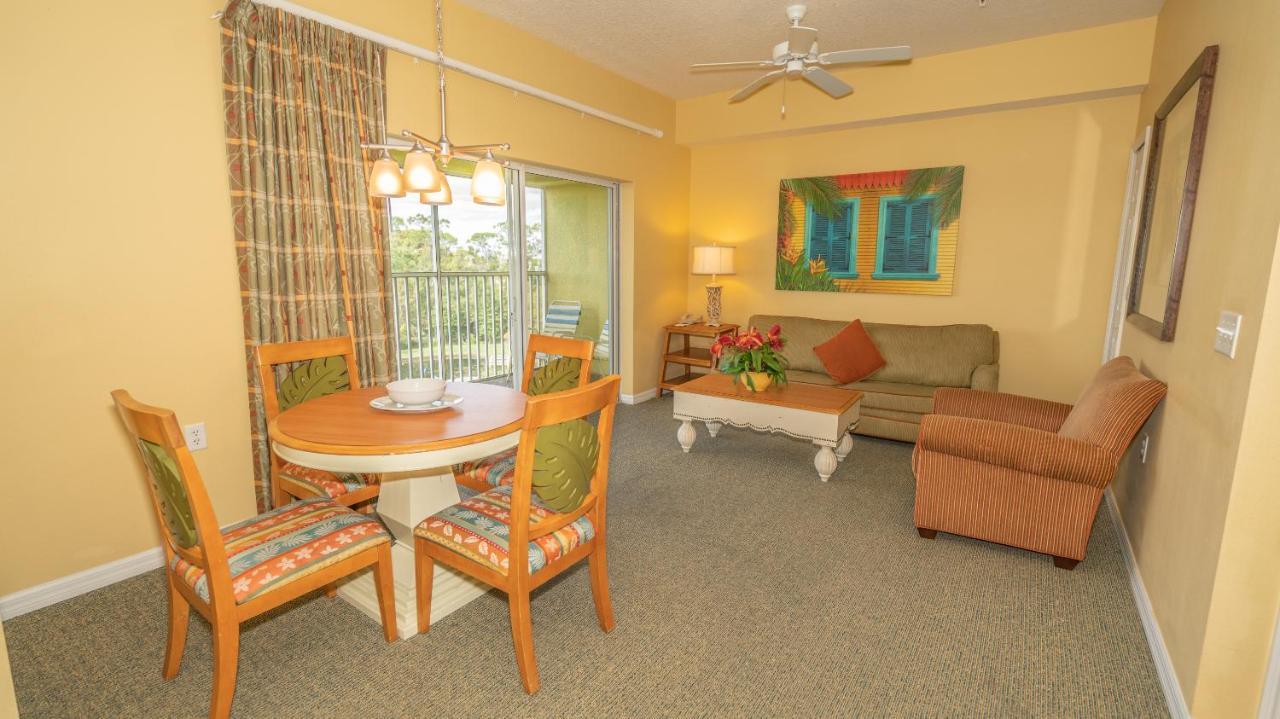 One Bedroom Condo Sofa Bed Full Kitchen