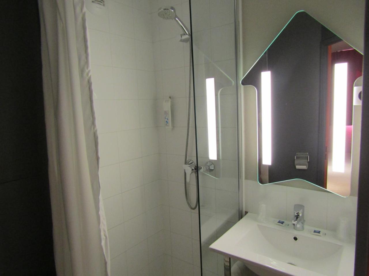 Double Room,932501569:JPEG