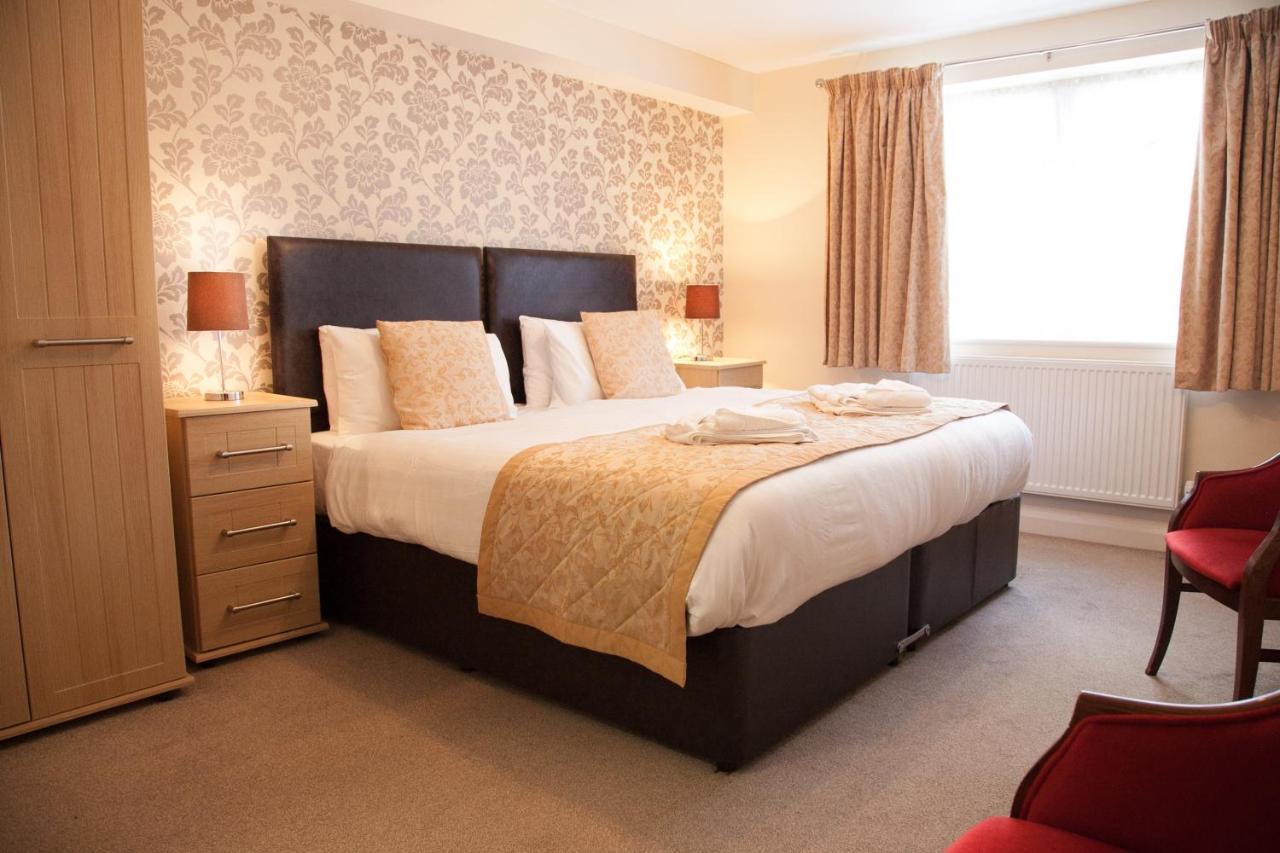 Double or Twin Room with Sea View