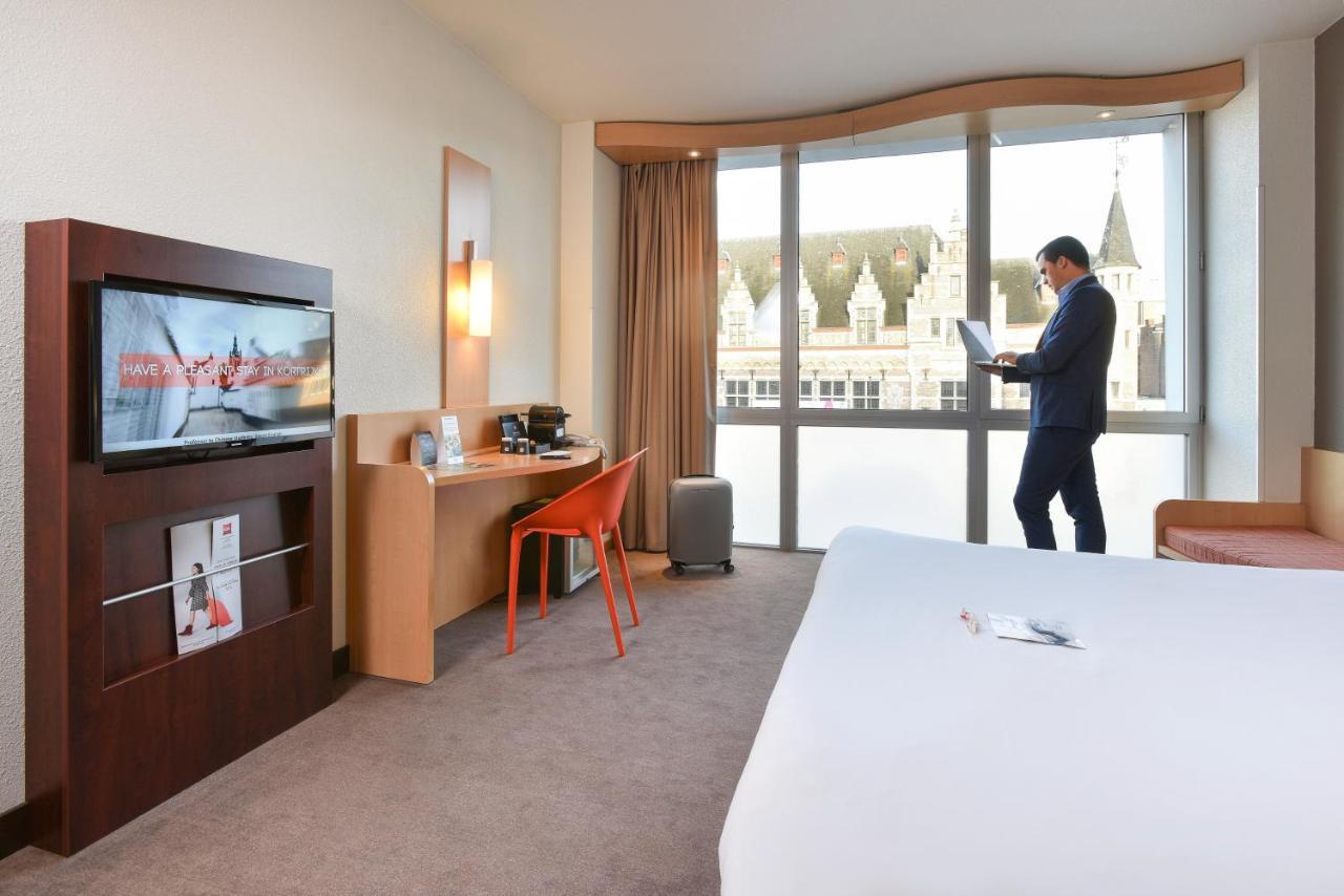 Premium Queen Room City View