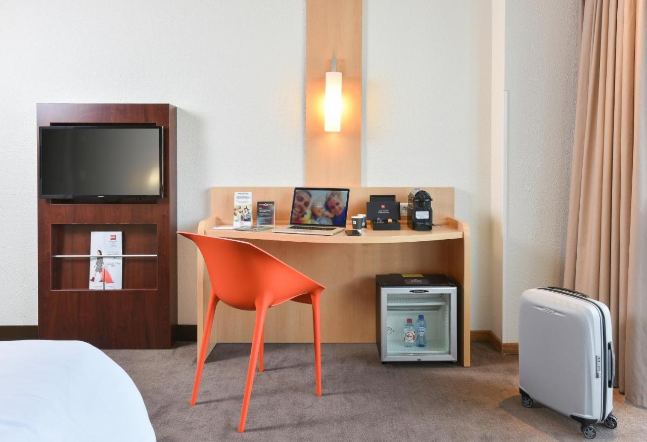 Premium Queen Room City View