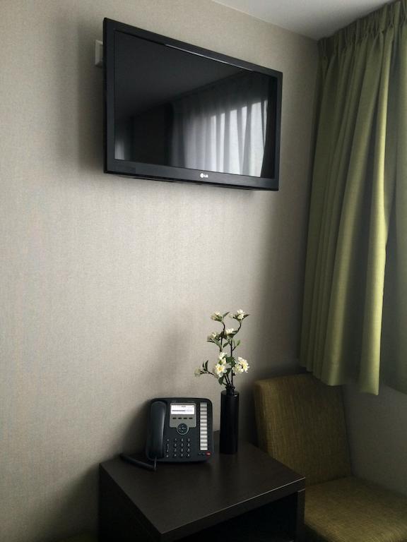 Small Deluxe Twin Room,76922810:JPEG