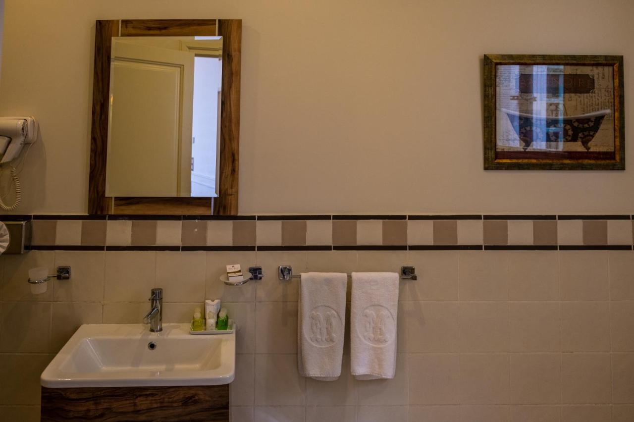 Standard Single Room,769159627:JPEG