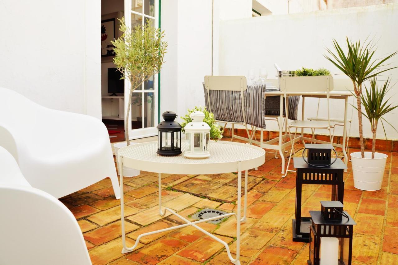 One-Bedroom Apartment Terrace Balcony,769469725:JPEG