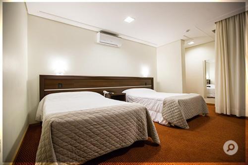Double or Twin Room,770126521:JPEG
