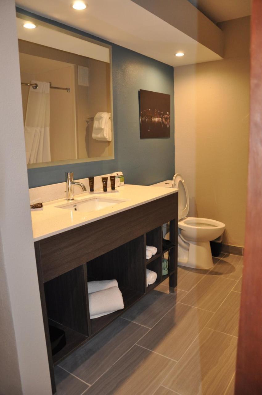 King Room - Disability Access