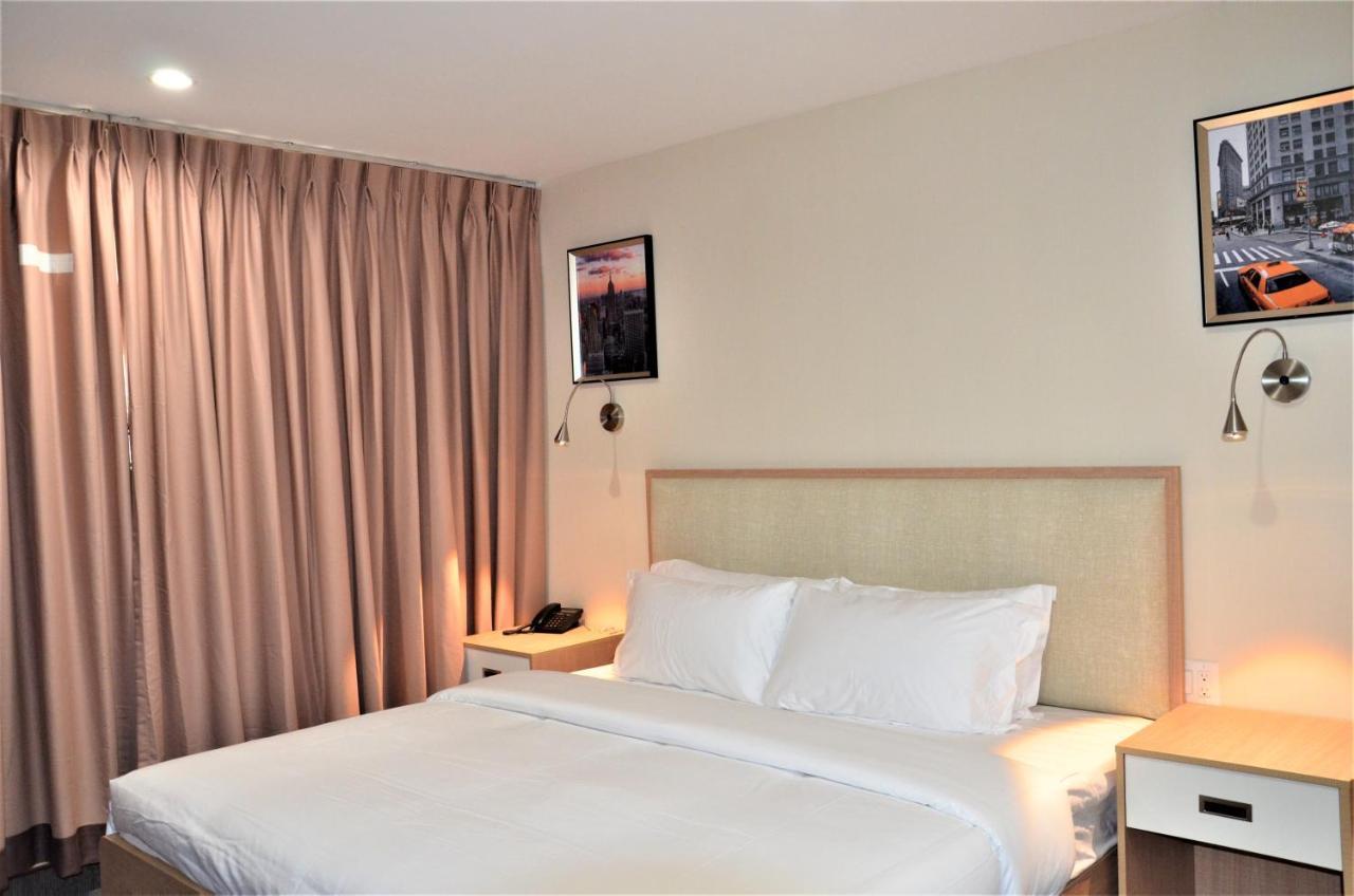 Standard King Room