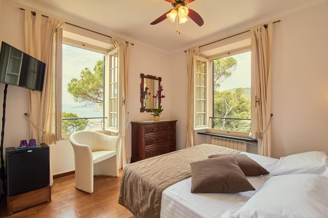 Double or Twin Room,1376759630:JPEG