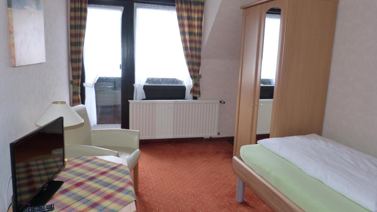 Single Room Balcony,775322701:JPEG