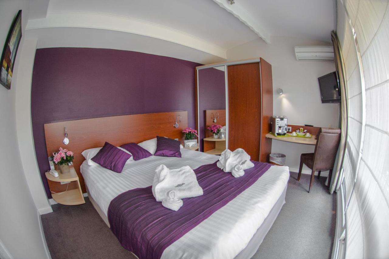 Junior Suite with Balcony,1580431203:JPEG