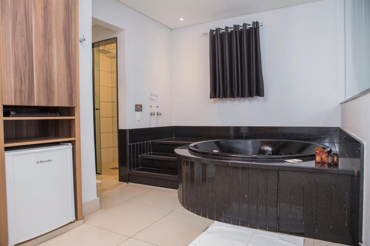 Deluxe Double Room Hot Tub