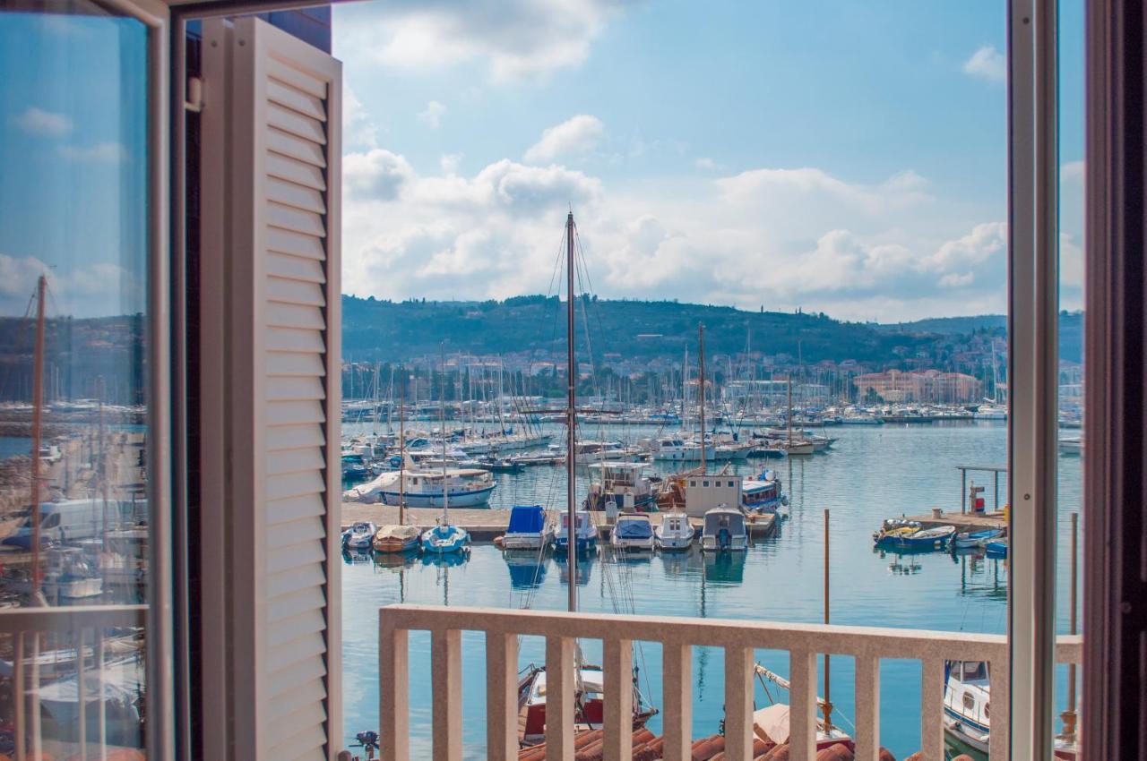 Double or Twin Room Sea View