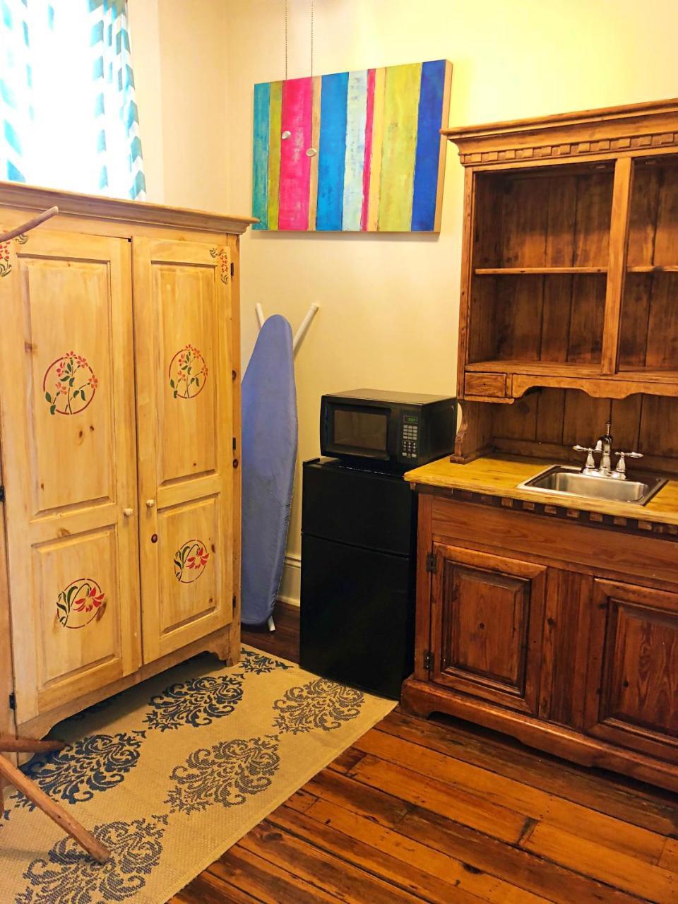 Deluxe King Suite