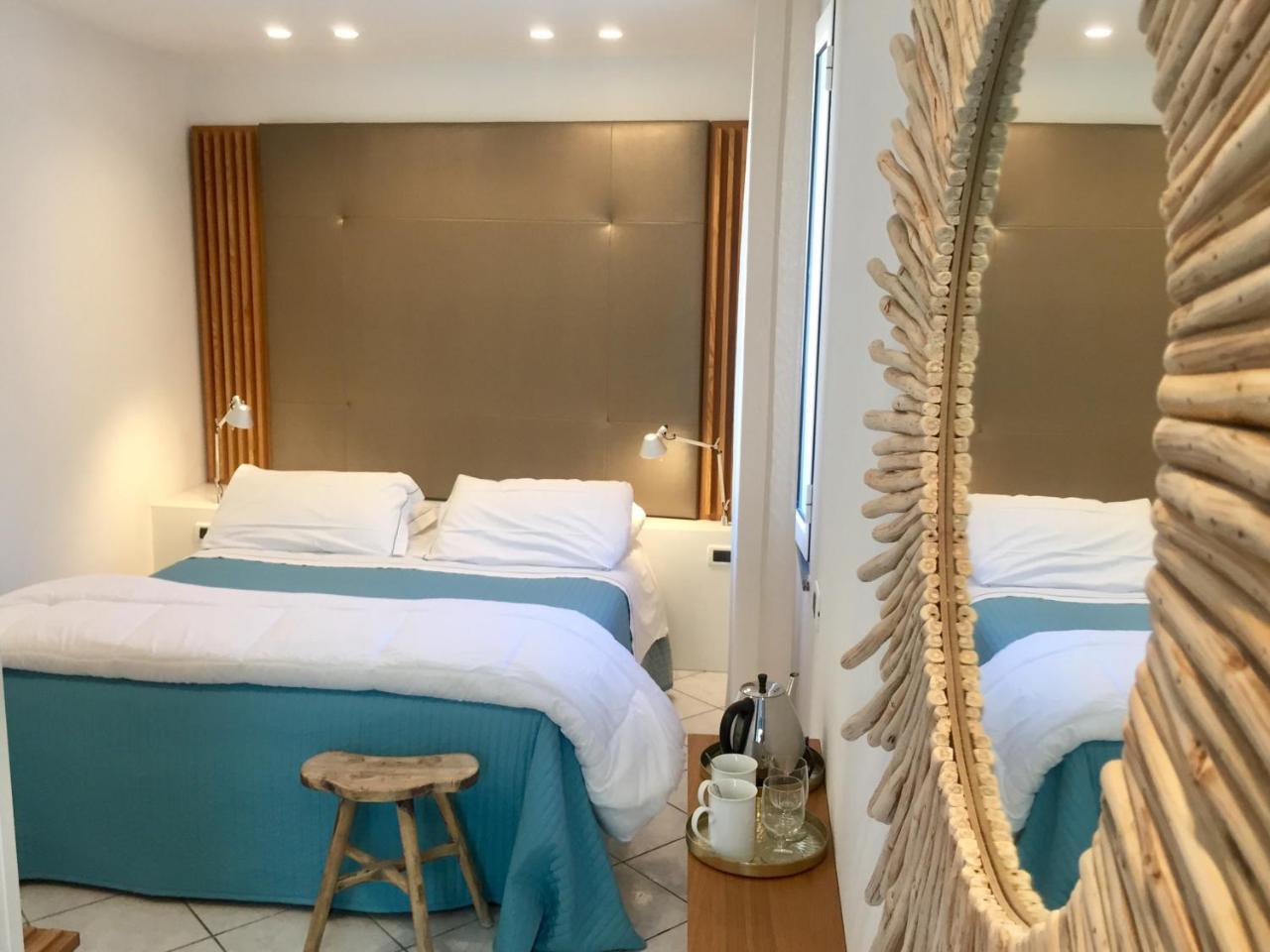 Double Room,776236159:JPEG