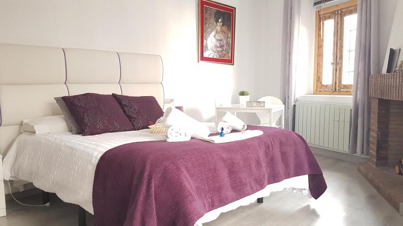 Large Double Room,776278930:JPEG